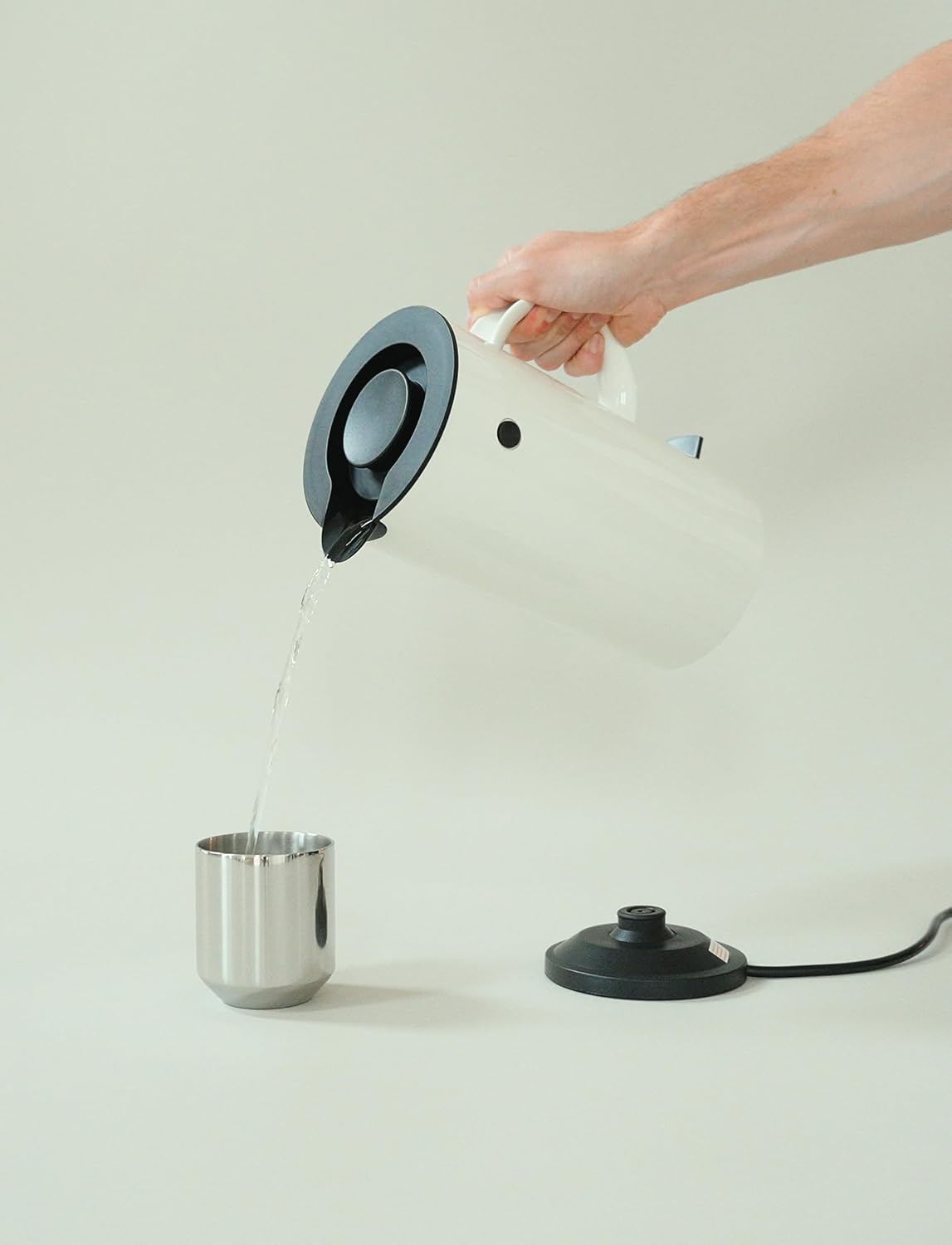 EM77 Electric Kettle (UK), 1.5L, White, Iconic Erik Magnussen Design, Cableless, Removable Limescale Filter, Dry Boil Safety Switch, Cord Storage Base
