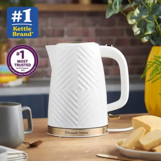 Russell Hobbs Groove Electric Kettle Review: fast, light and decent‑looking for everyday brews
